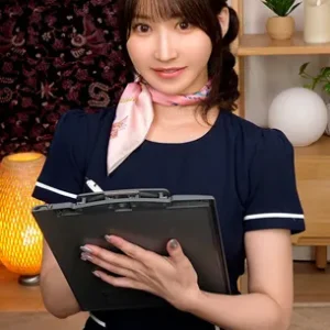 PXVR-334-すぐ隣に婚約者がいるのに超密着施術と囁き誘惑で男を喰うのが大好きなド変態痴女エステティシャン 依本しおり【8K】