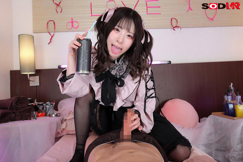 唾垂らししながらの手コキ