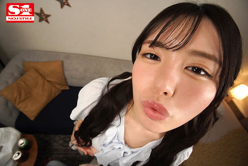 酔うとキス魔になる美女